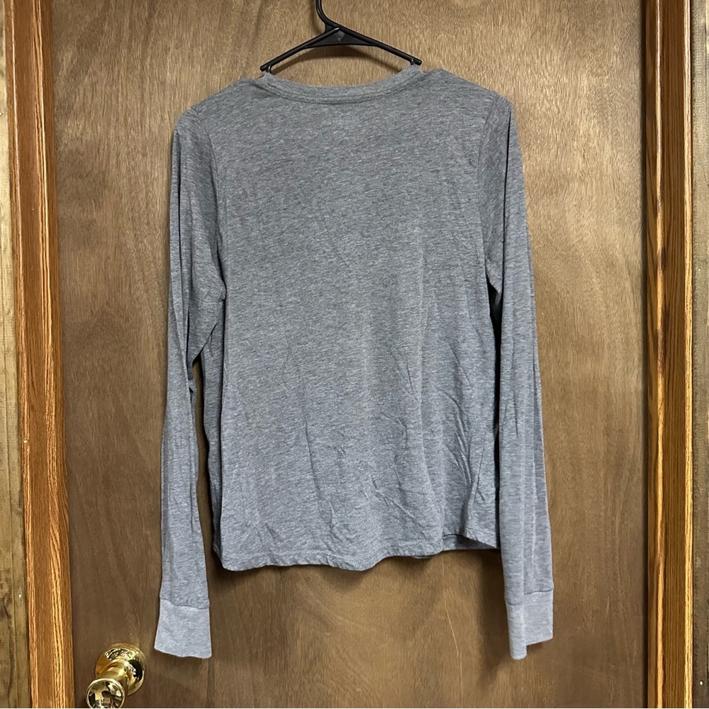 Hollister Long Sleeve Shirt Large - Picture 2 of 3